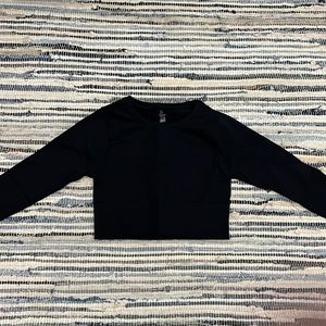 OFFLINE black crop top!